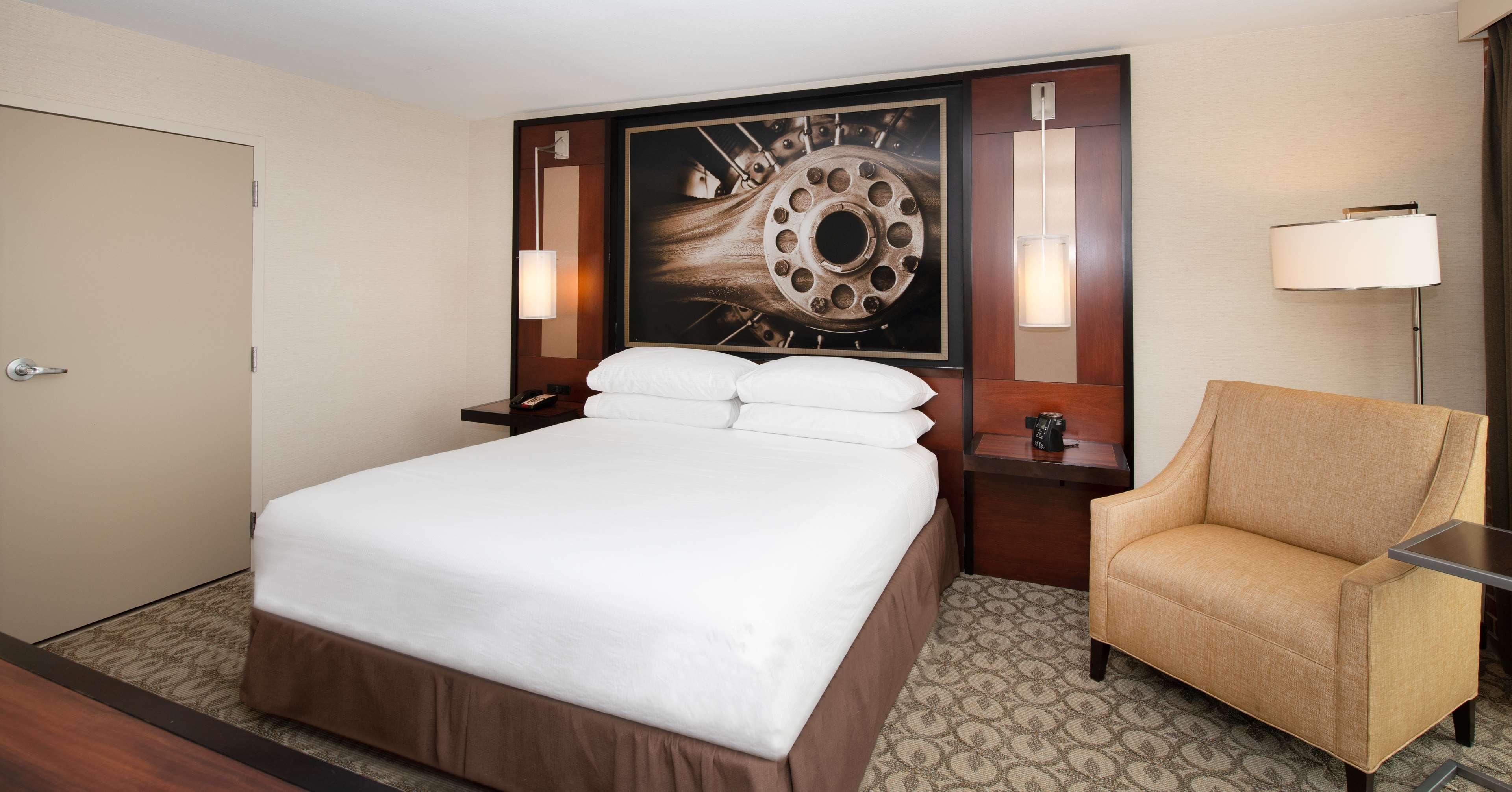 Doubletree Hotel & Suites Charleston Airport North Charleston Extérieur photo