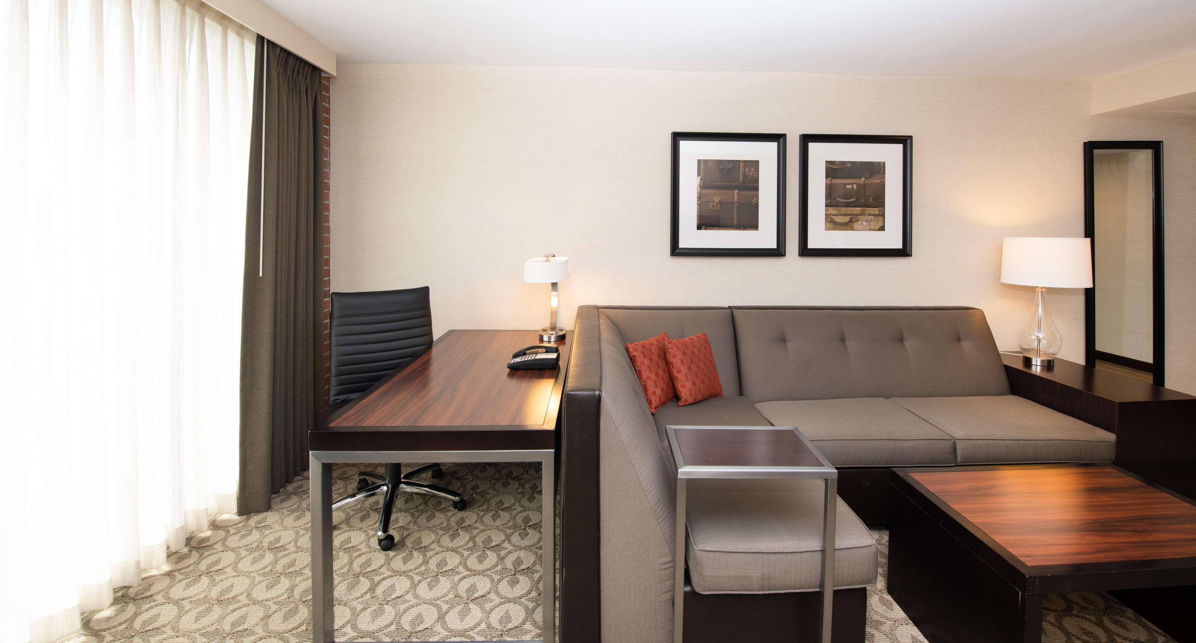 Doubletree Hotel & Suites Charleston Airport North Charleston Extérieur photo
