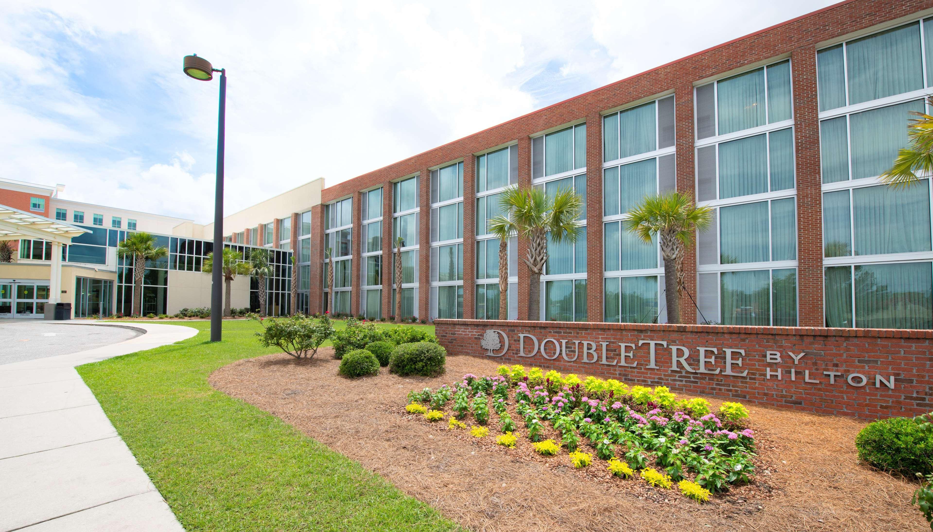 Doubletree Hotel & Suites Charleston Airport North Charleston Extérieur photo