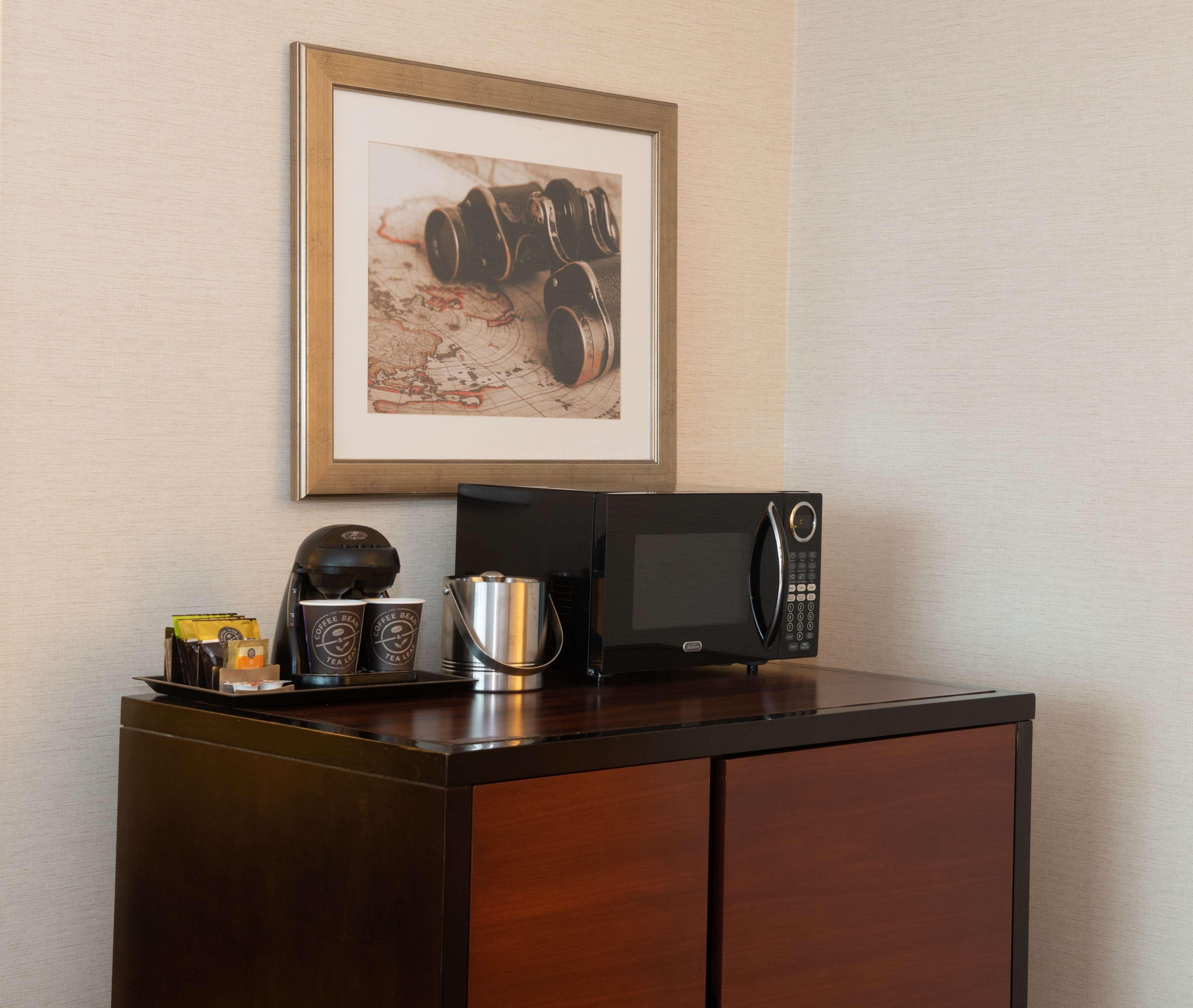 Doubletree Hotel & Suites Charleston Airport North Charleston Extérieur photo