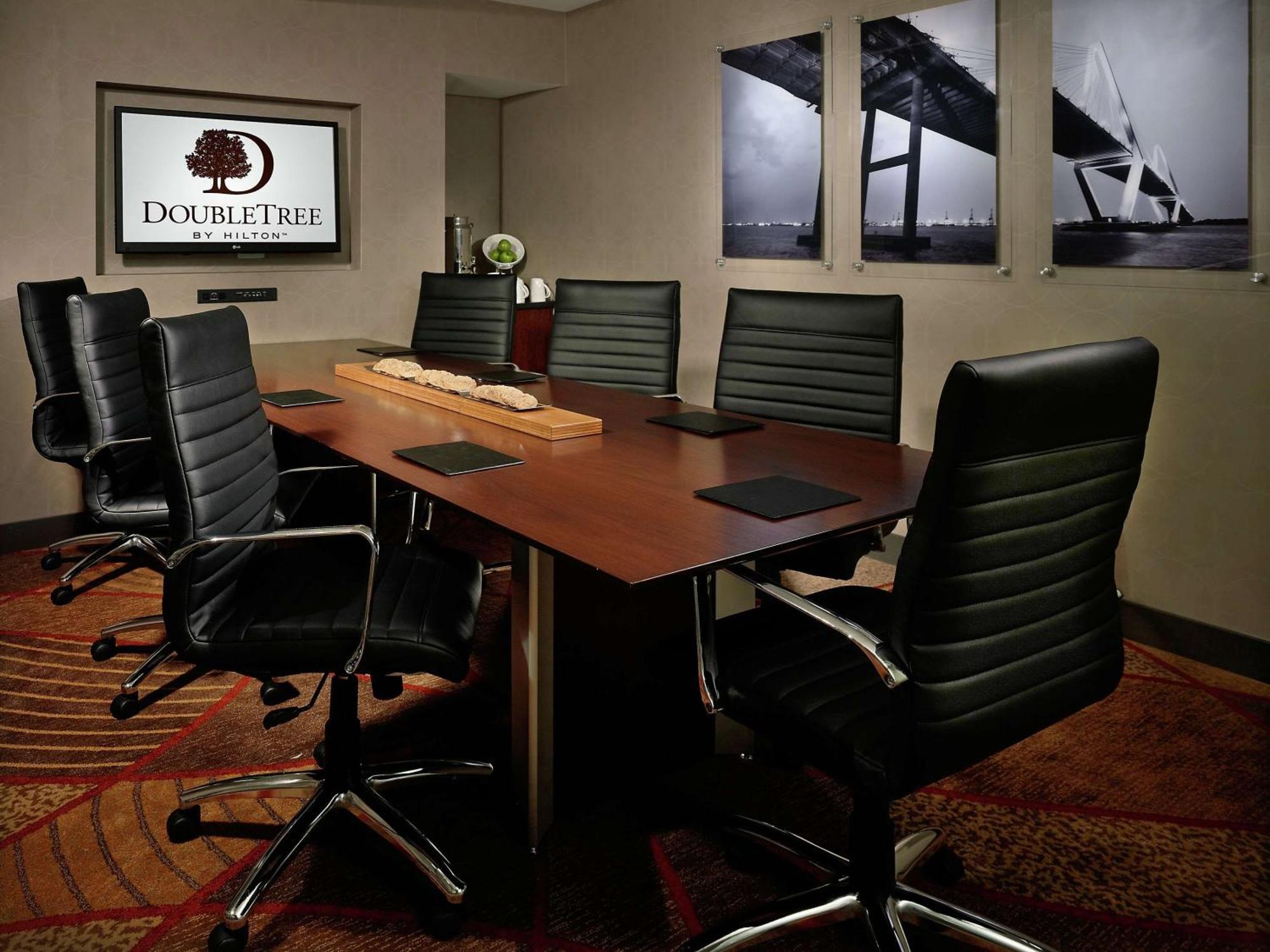 Doubletree Hotel & Suites Charleston Airport North Charleston Extérieur photo