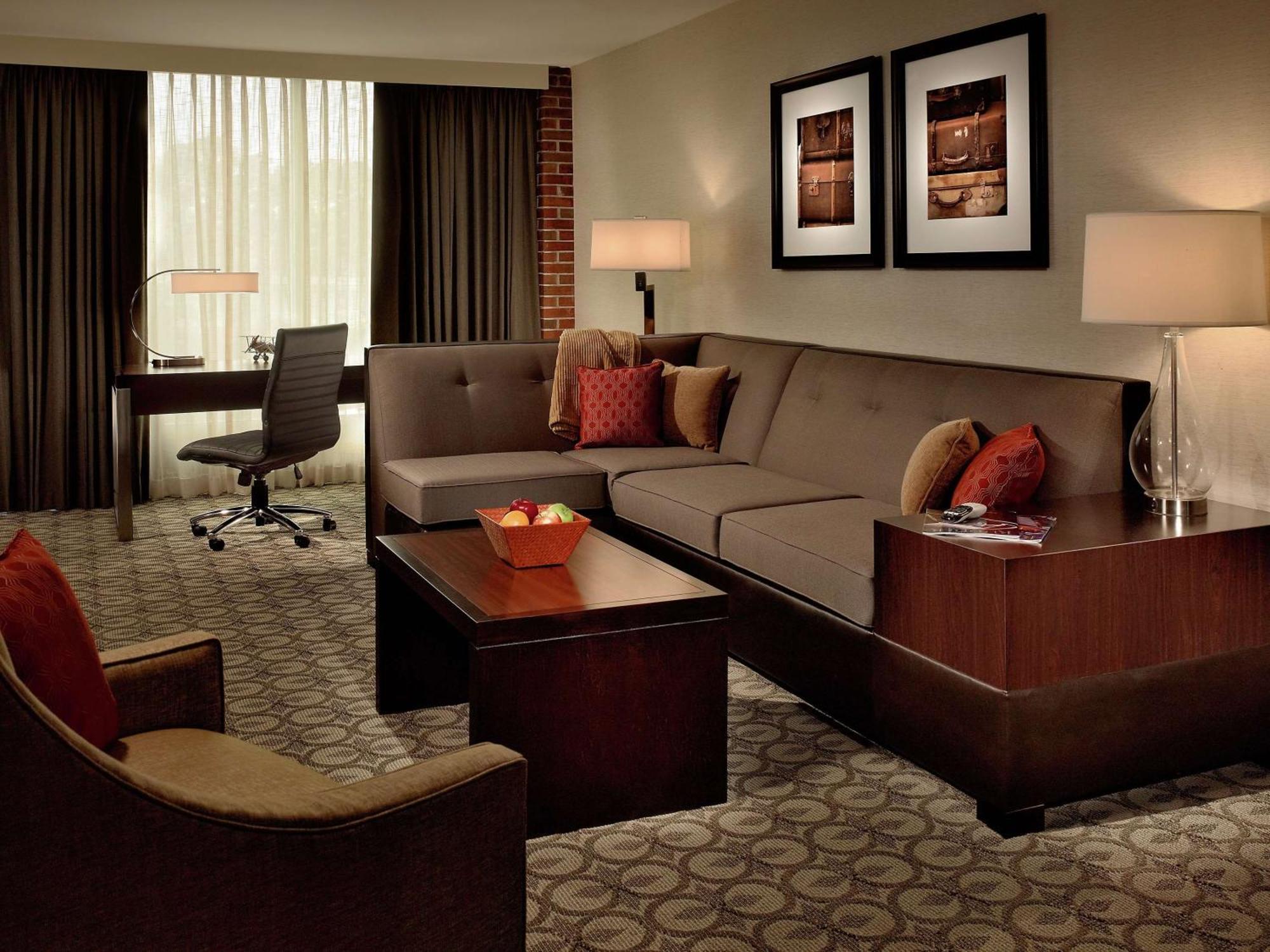 Doubletree Hotel & Suites Charleston Airport North Charleston Extérieur photo